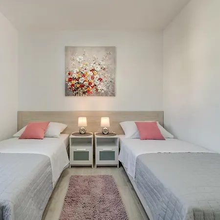 Appartement New In Town Center *