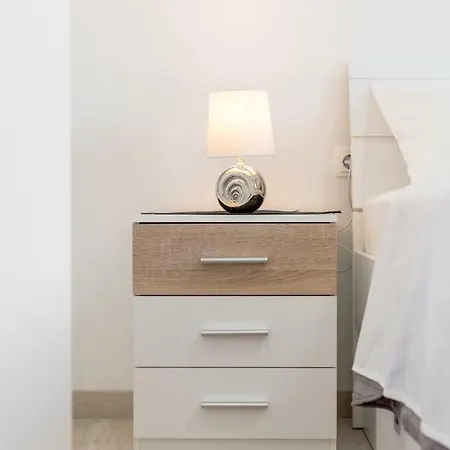 New In Town Center Appartement