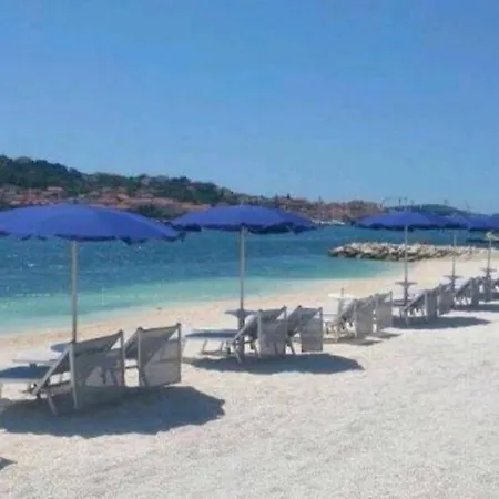 Apartment New In Town Center *